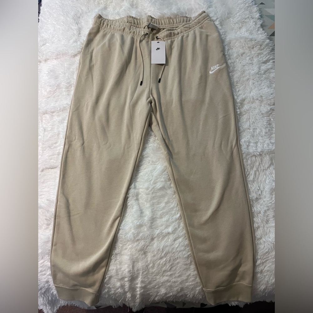 Nike joggers